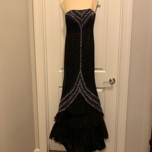 ✨Black strapless evening gown ✨